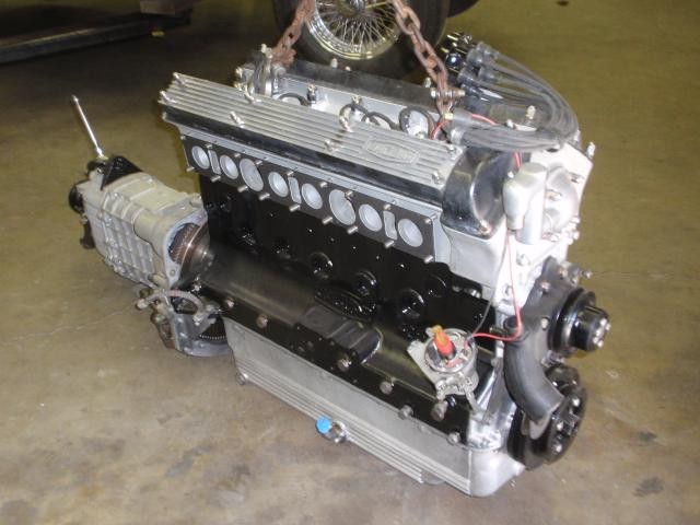 XKE-4.2-Engine-and-5-Speed-3-2wntvvf29qni6exnxqeo74
